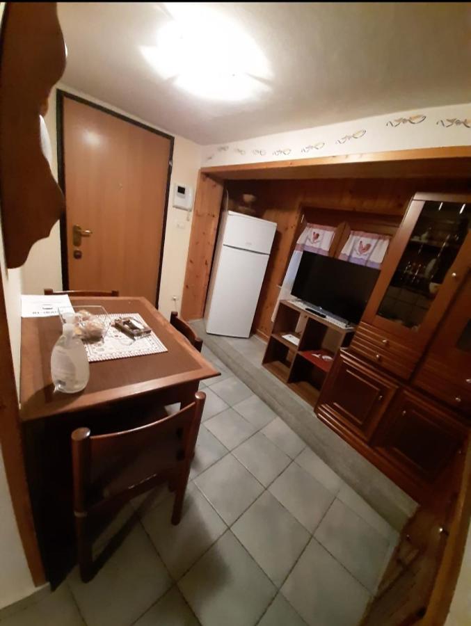 דירות נוס Casa Chiara מראה חיצוני תמונה
